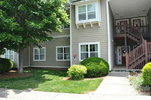 unit-203-20 Foxden Dr, Fletcher, NC, 28732-5662 | Card Image