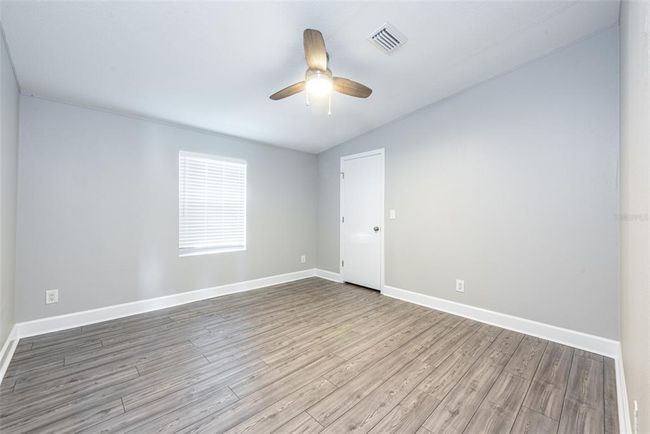 10424 Goshawk Dr, House other with 4 bedrooms, 2 bathrooms and null parking in Riverview FL | Image 8