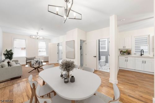 41 New St, Jersey City, NJ, 07305-2816 | Card Image