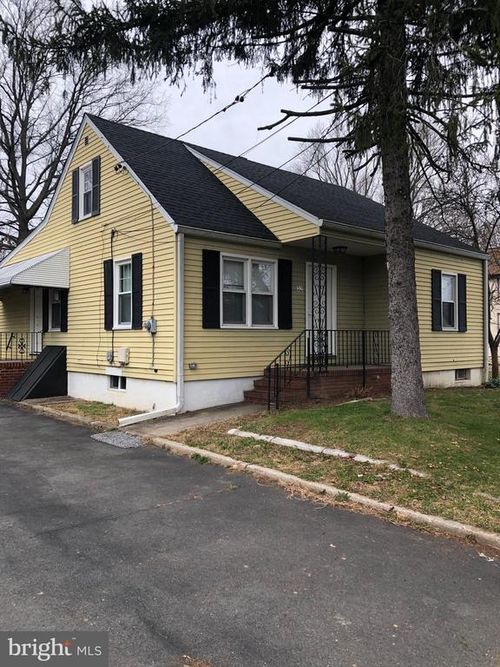32 Keswick Ave, Ewing, NJ, 08638-2834 | Card Image