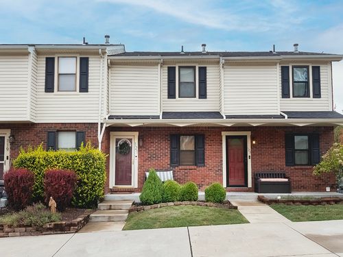 121 Hillvue Dr, Seven Fields, PA, 16046-7808 | Card Image