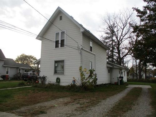 608 Oakwood Street, Owosso, MI, 48867 | Card Image