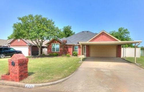 4301 Lamar Dr, Del City, OK, 73115-4417 | Card Image