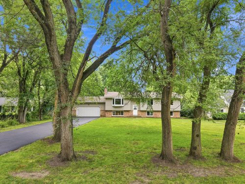 25715 Wild Rose Ln, Shorewood, MN, 55331-7930 | Card Image