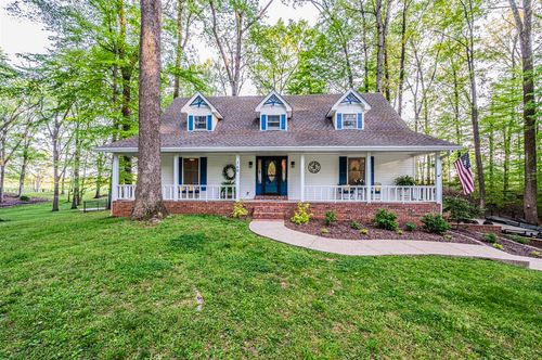 260 Mooreborough Ln, Bowling Green, KY, 42103-9783 | Card Image