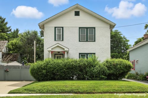 419 N Ash St, Waukegan, IL, 60085-3921 | Card Image