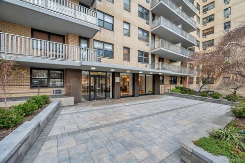 apt-2c-39-60 54th St, Woodside, NY, 11377-4204 | Card Image
