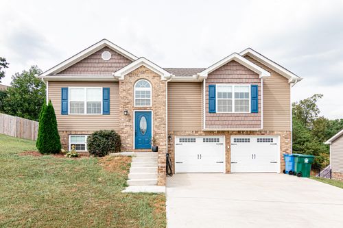 459 Titanium Dr, Hixson, TN, 37343-4682 | Card Image