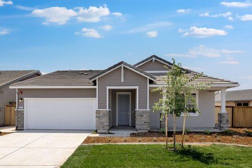 847 Riley Way, Lincoln, CA, 95648-8193 | Card Image