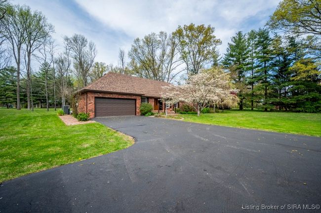 730 S Gardner St, Home with 3 bedrooms, 2 bathrooms and null parking in Scottsburg IN | Image 38