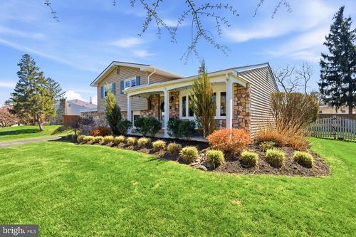 26 Wood Ln, MALVERN, PA, 19355-1731 | Card Image