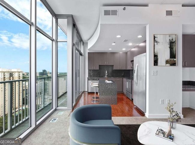 APT-2101 - 250 Pharr Rd Ne, Condo with 2 bedrooms, 2 bathrooms and 2 parking in Atlanta GA | Image 7