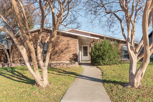 5220 Pruitt Dr, The Colony, TX, 75056-1204 | Card Image