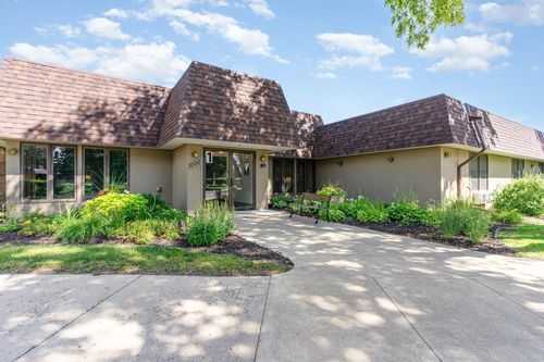 apt-143-1000 Cannon Valley Dr, Northfield, MN, 55057-1376 | Card Image