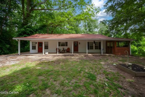 2950 Law Rd, Lexington, TN, 38351-6065 | Card Image