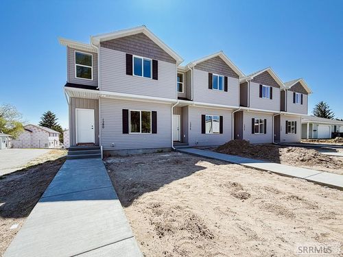 1276 Bingham Ave, Idaho Falls, ID, 83402-2043 | Card Image