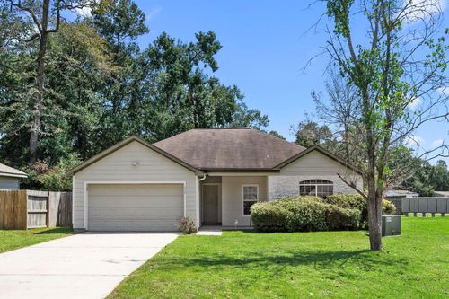 135 Kellyn Oaks Dr, Conroe, TX, 77306-6343 | Card Image