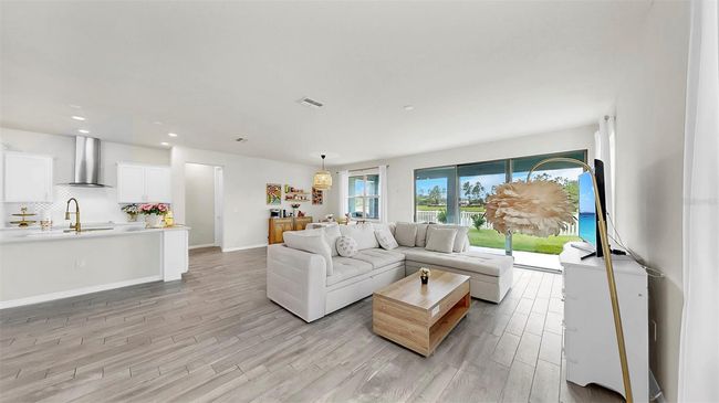 10842 Rolling Moss Rd, House other with 4 bedrooms, 2 bathrooms and null parking in TAMPA FL | Image 15