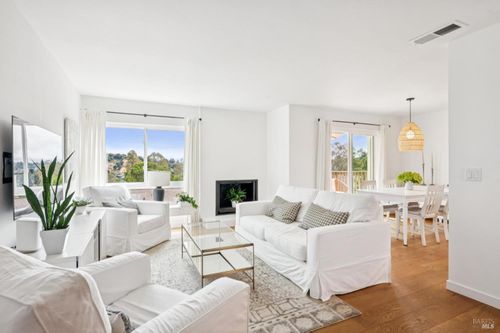 7 Emerson Drive, Mill Valley, CA, 94941 | Card Image