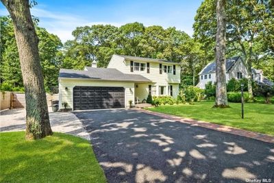 24 Maplewood Drive, House other with 3 bedrooms, 2 bathrooms and null parking in Bellport Village NY | Image 2