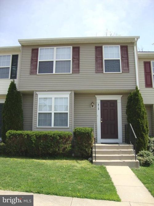 215 Merrill Ct, STAFFORD, VA, 22554-7587 | Card Image