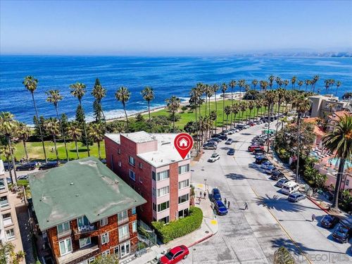1-8040 Girard Ave, La Jolla, CA, 92037 | Card Image