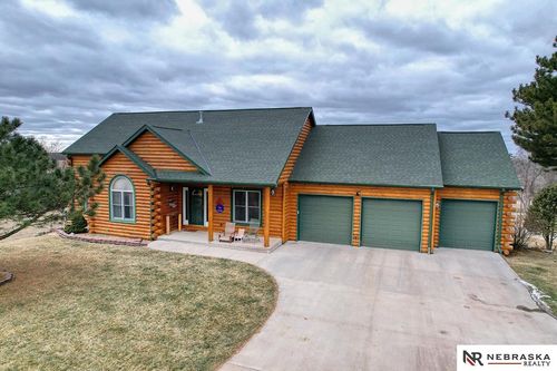 115 Sunset Rdg, Crete, NE, 68333-4002 | Card Image