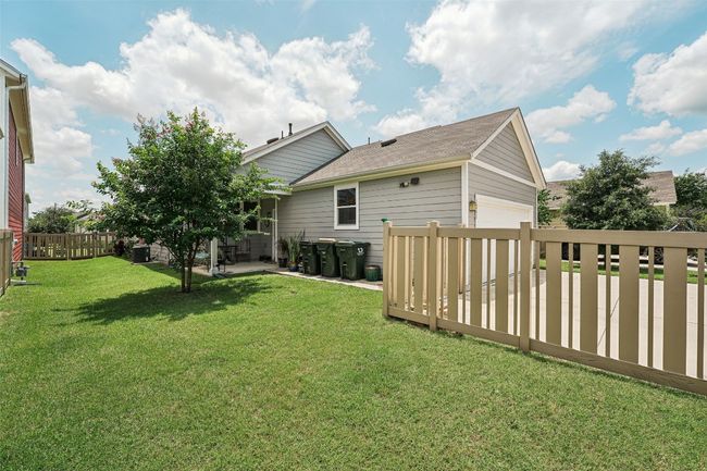 1261 Nevarez, House other with 3 bedrooms, 2 bathrooms and 4 parking in Kyle TX | Image 30