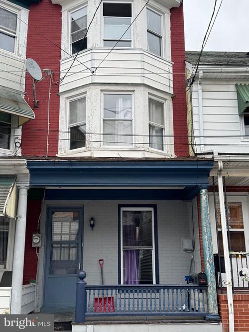 103 S Franklin St, SHAMOKIN, PA, 17872-6005 | Card Image