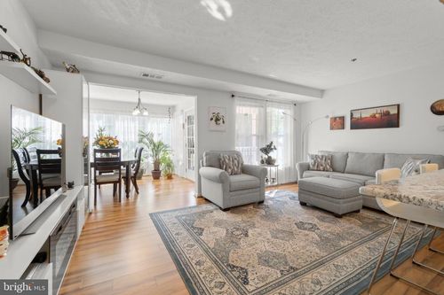 5 Inverness Cir, MARLTON, NJ, 08053-4250 | Card Image