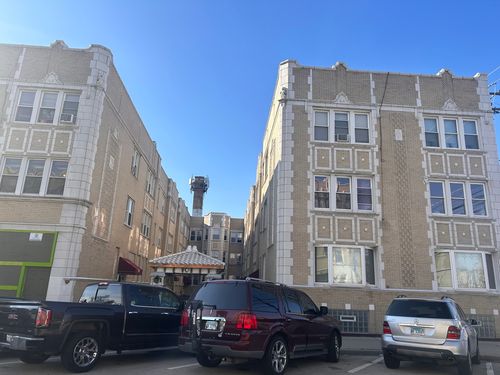214-2146 S Gunderson Avenue, Berwyn, IL, 60402 | Card Image
