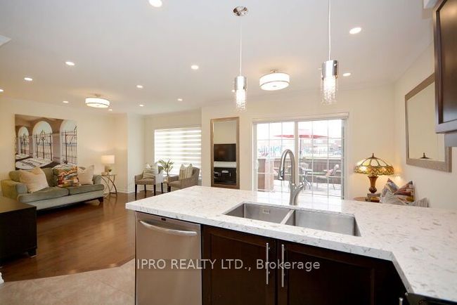 867 Fowles Crt, House attached with 4 bedrooms, 3 bathrooms and 2 parking in Milton ON | Image 22