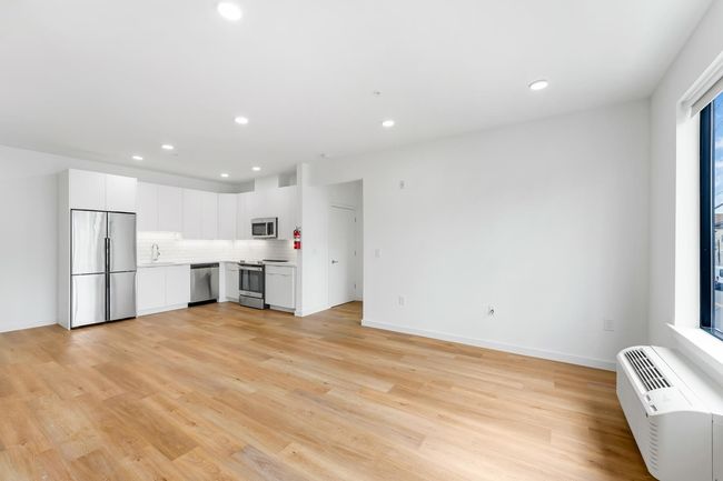 406 - 175 W 7 Th St, House other with 1 bedrooms, 1 bathrooms and null parking in Bayonne NJ | Image 4
