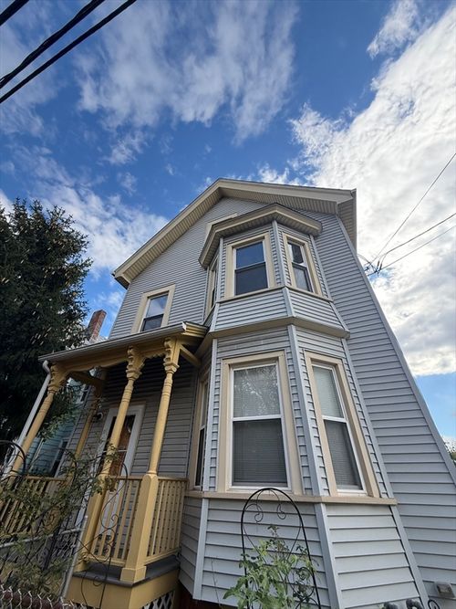 2-7 Buckingham St, Somerville, MA, 02143-4312 | Card Image