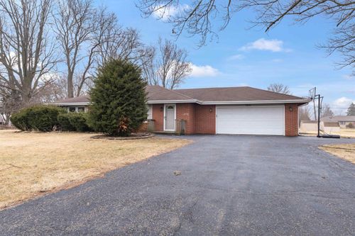 7551 Terrier Ln, Rockford, IL, 61108-2653 | Card Image