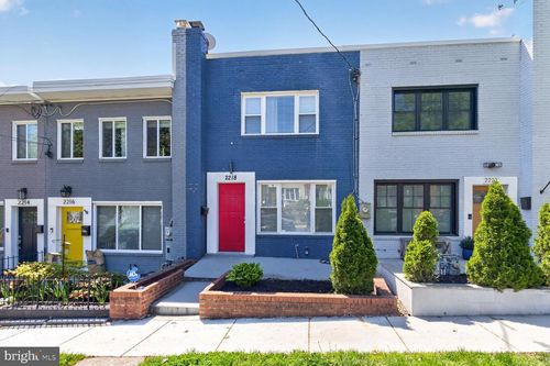 2218 16th St Ne, WASHINGTON, DC, 20018-1207 | Card Image