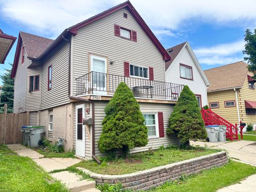 2423 S 5th St, Milwaukee, WI, 53207-1414 | Card Image