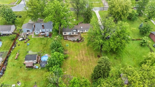 Aerial perspective of suburban area | Image 48