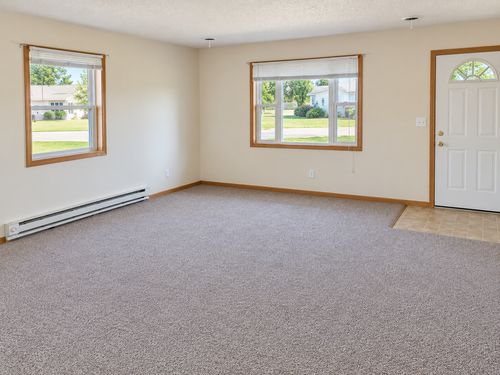 16-1305 Bayberry Ave, Olivia, MN, 56277-4802 | Card Image