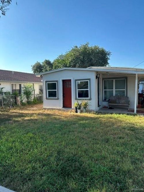 2012 Gumwood Ave, McAllen, TX, 78501-6888 | Card Image