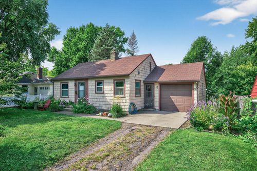 3966 Brunswick Ave S, Saint Louis Park, MN, 55416-2722 | Card Image