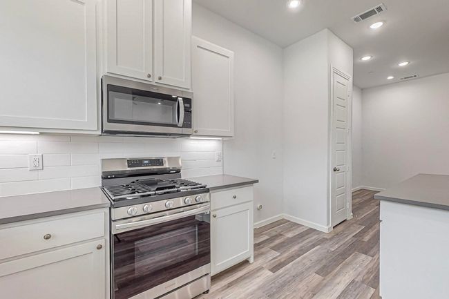 277 Mule Deer Dr, Townhouse with 4 bedrooms, 3 bathrooms and null parking in Little Elm TX | Image 14
