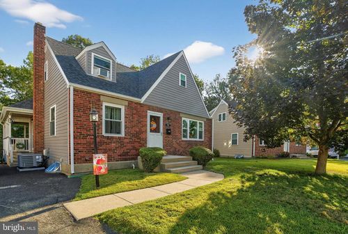 719 Brooke Ave, MORTON, PA, 19070-1253 | Card Image