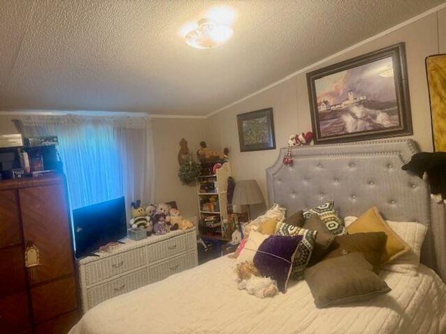 92 Spring Meadow Cir, House other with 4 bedrooms, 2 bathrooms and null parking in Campbellsville KY | Image 11