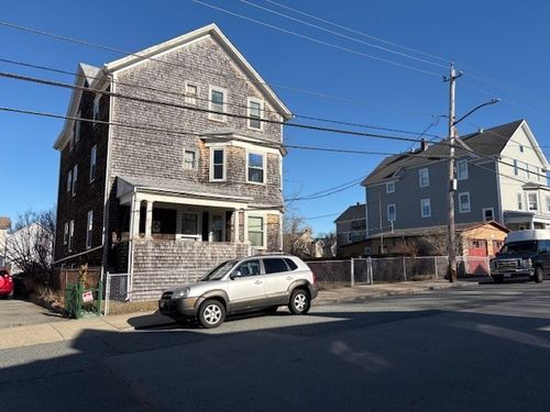 648-644 King Philip St, Fall River, MA, 02724-2124 | Card Image