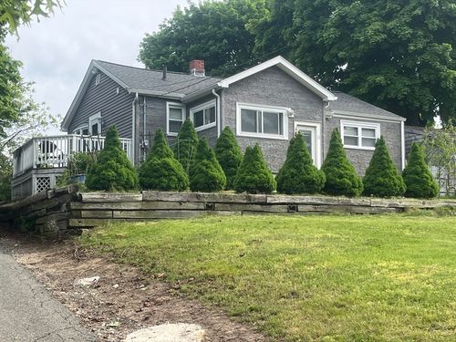 3 Phillips Ave, Saugus, MA, 01906-2634 | Card Image