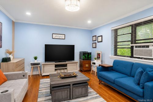2f-30 Grace Ave, Great Neck, NY, 11021-2429 | Card Image