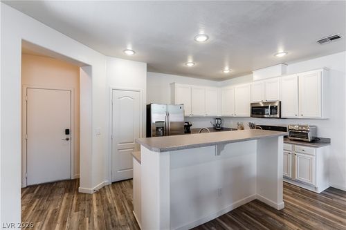 2-1362 Grass Creek Ave, Henderson, NV, 89012-5941 | Card Image