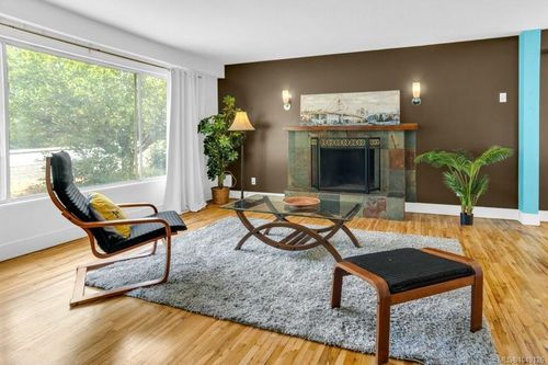 1746 Meredith Rd, Nanaimo, BC, V9S2M4 | Card Image