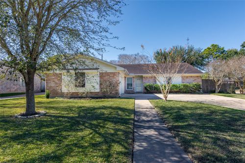 11302 Blackhawk Blvd, Houston, TX, 77089-4211 | Card Image